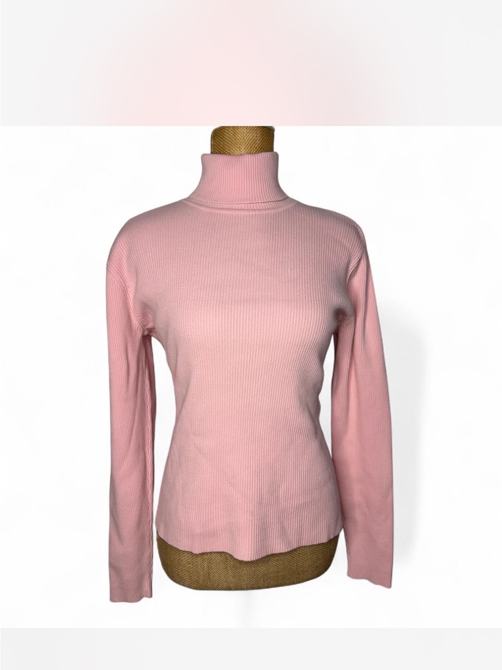 Women's Pink Ribbed Turtleneck Sweater - Slim Fit